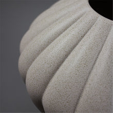 Last inn bildet i galleriviseren Evelin Vase Medium - Sand
